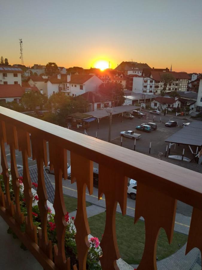 Hotel Alles Berg 4*